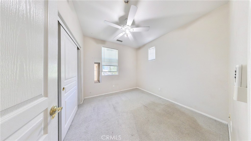 15 Elmhurst Property Photo 19