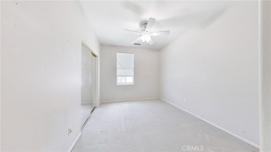 15 Elmhurst Property Photo 24