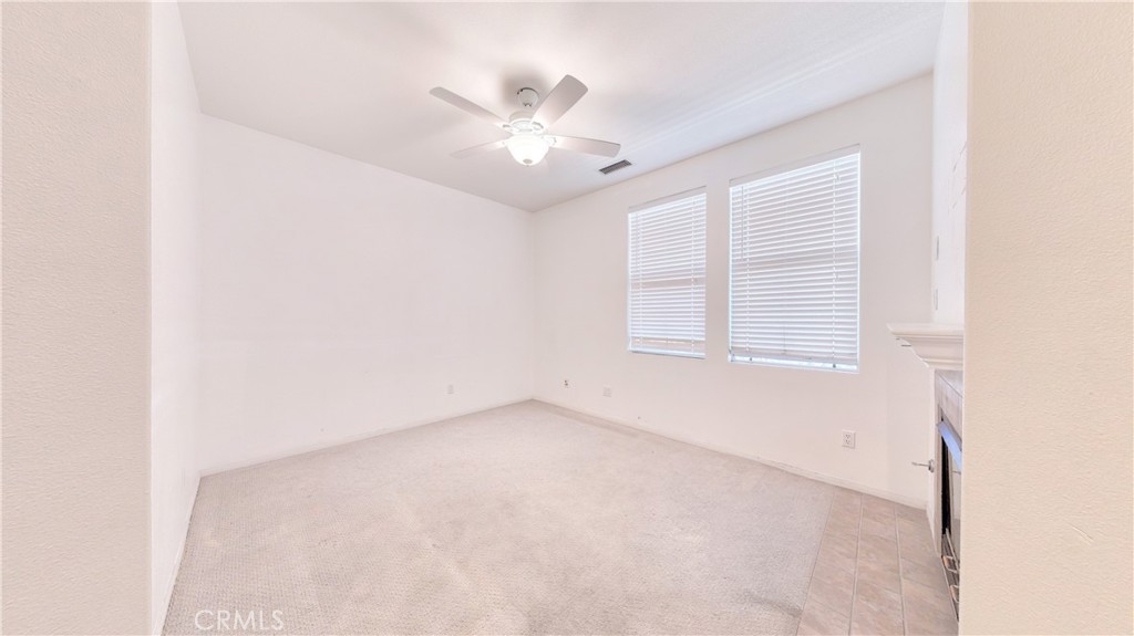 15 Elmhurst Property Photo 35