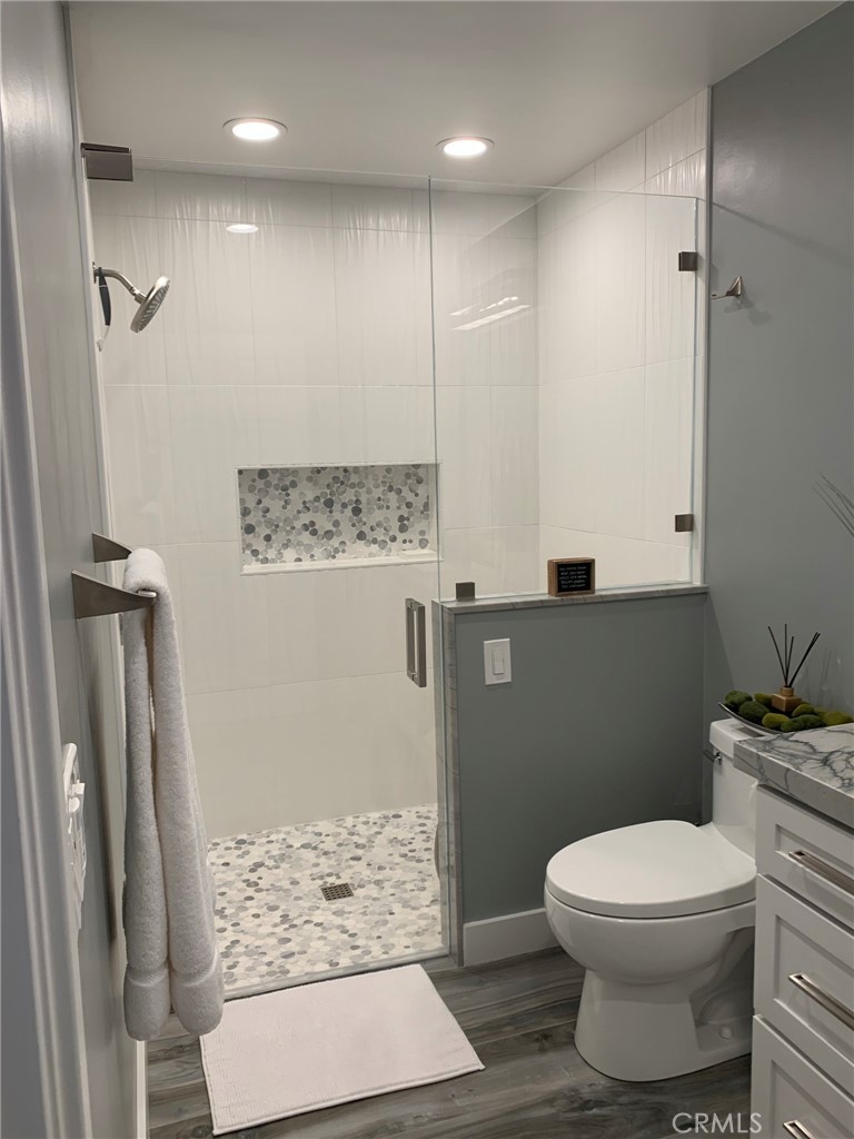2559 Rimcrest Rd. Property Photo 11