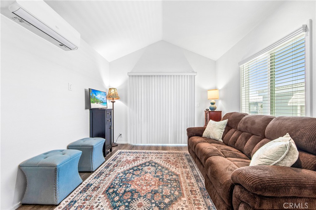 4925 Holly Property Photo 13