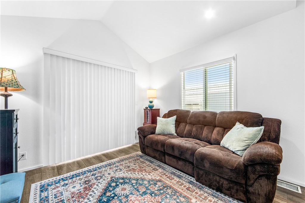 4925 Holly Property Photo 14