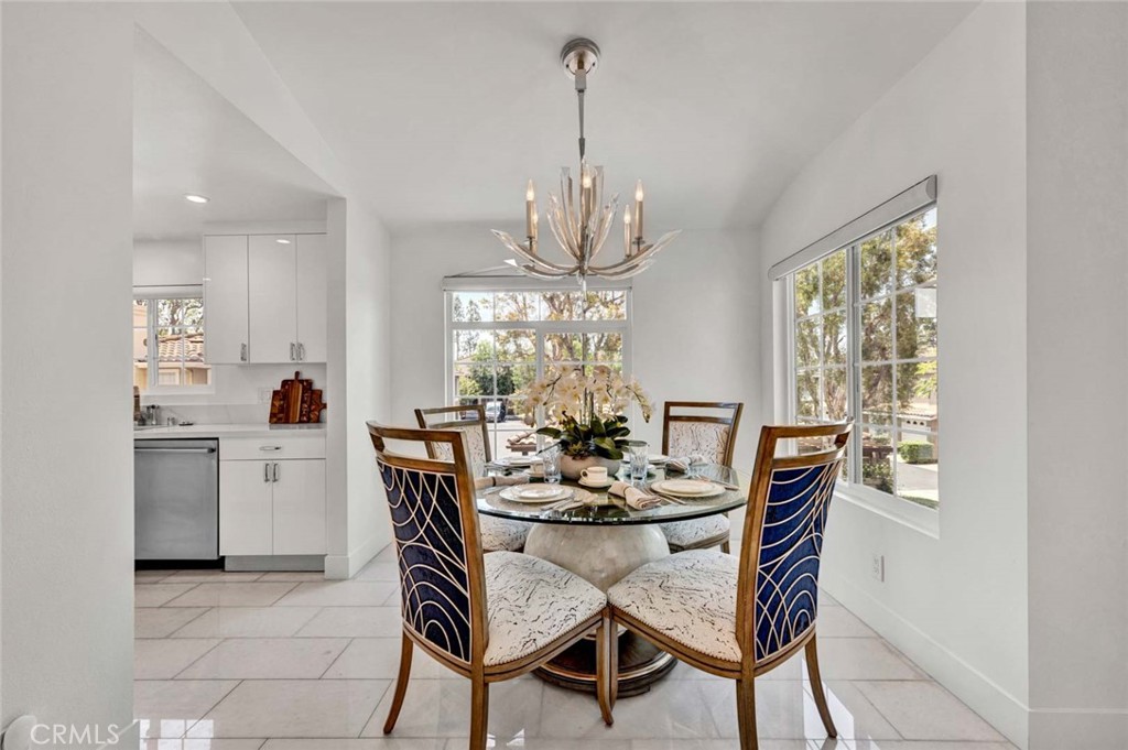 186 Gallery Way Property Photo 1