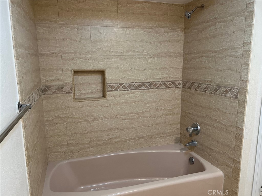 625 Avenida Sevilla B Property Photo 13
