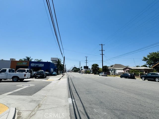 211 S Mount Vernon Property Photo 6