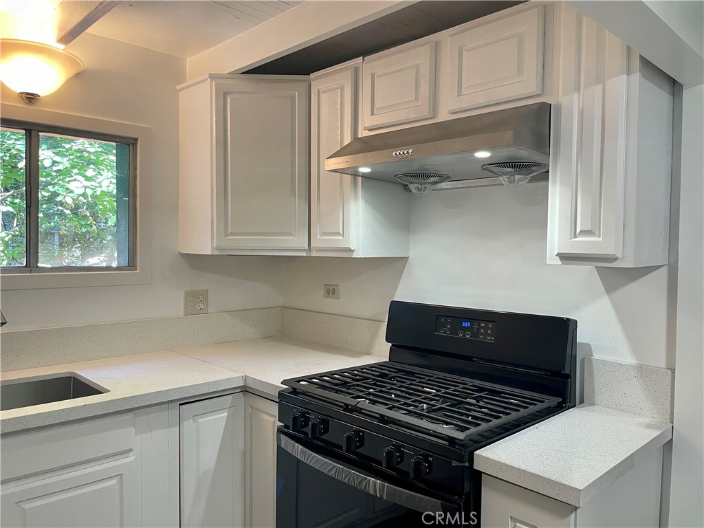 719 Woodland Road Property Photo 10