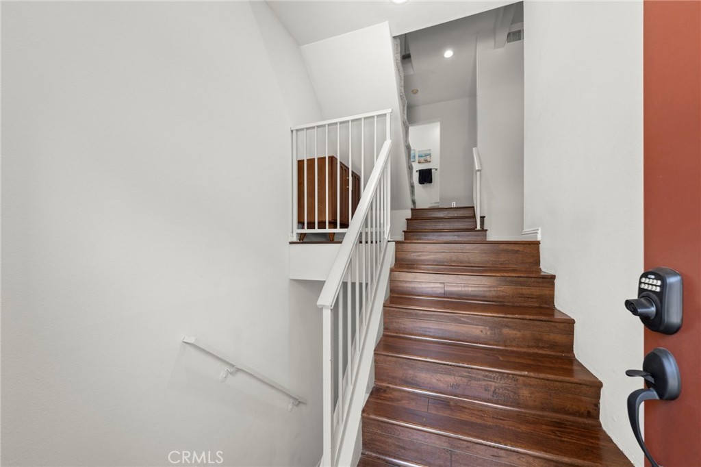 15809 Venus Place Property Photo 2