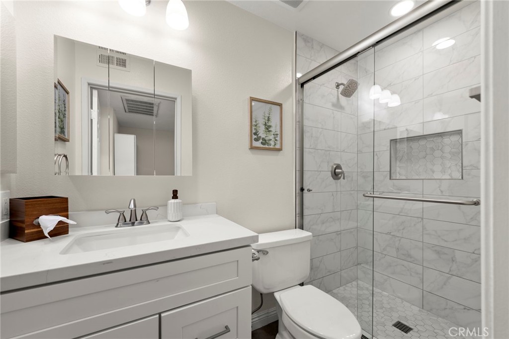 15809 Venus Place Property Photo 21