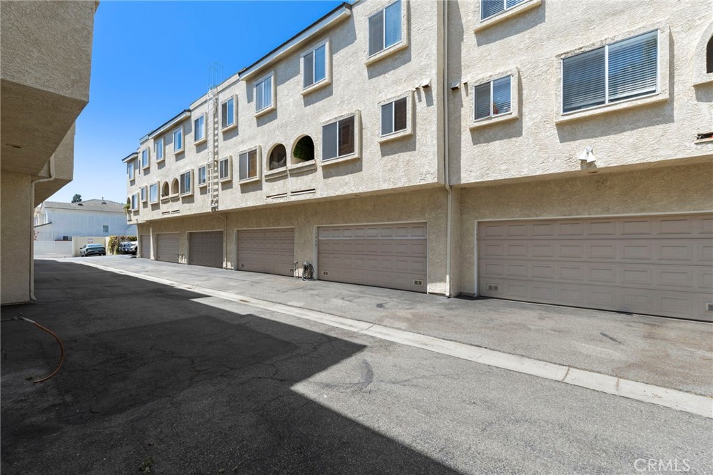 15809 Venus Place Property Photo 35