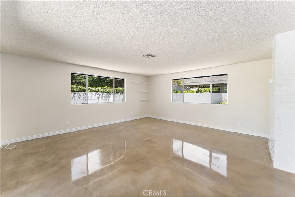 12636 Saint Mark Property Photo 10
