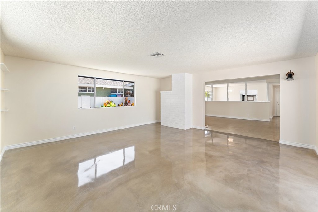12636 Saint Mark Property Photo 11