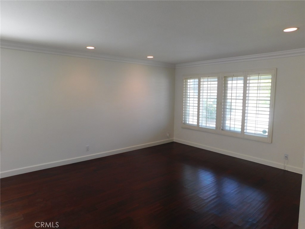 8312 Kingsdale Property Photo 5