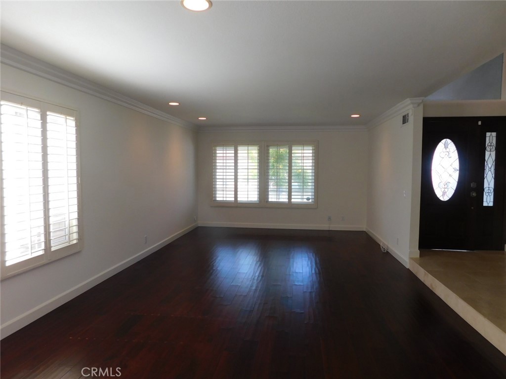 8312 Kingsdale Property Photo 7