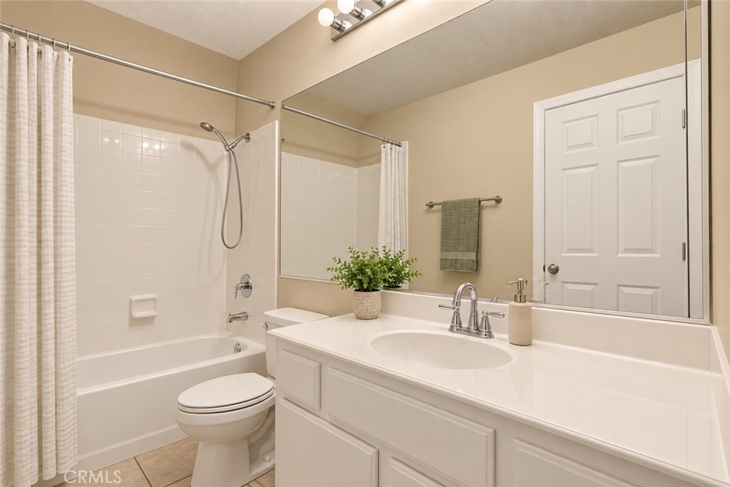 7402 Yellowtail Drive 201 Property Photo 12