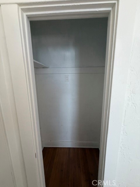 341343 Redondo Avenue Property Photo 9