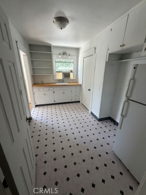 341343 Redondo Avenue Property Photo 19