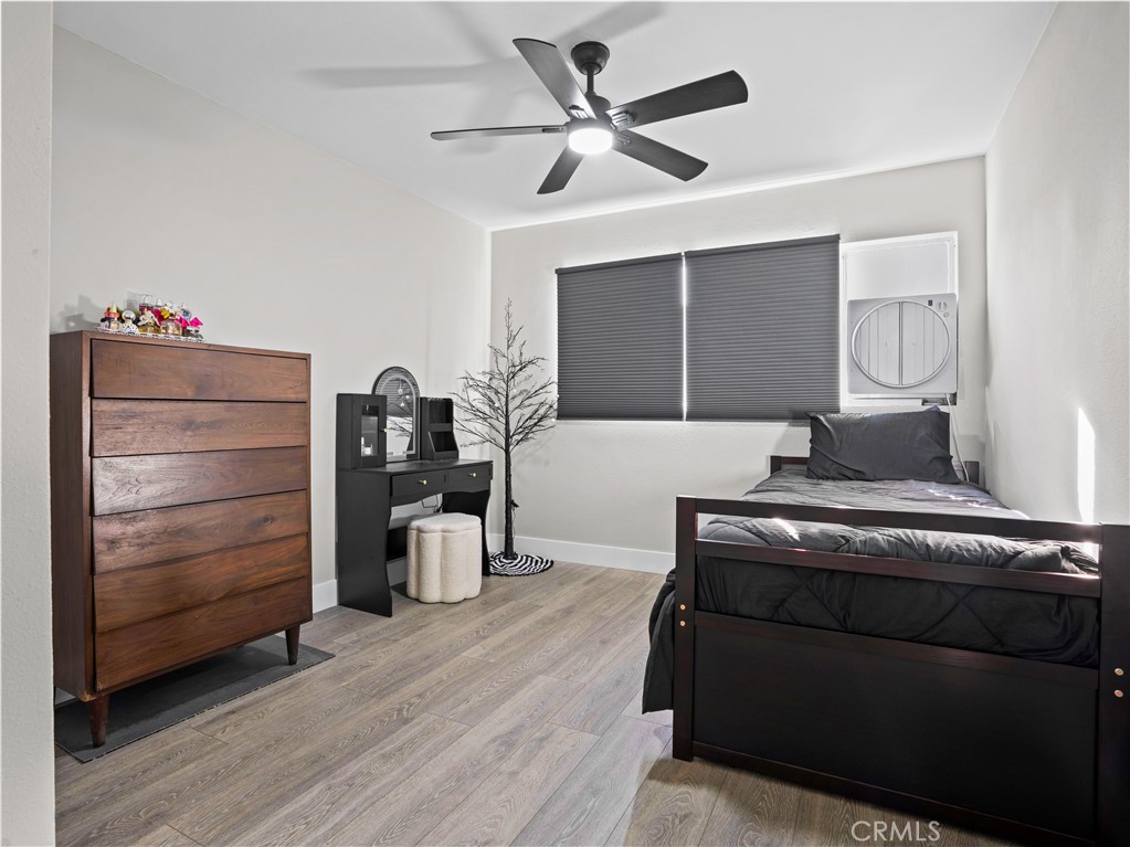 1112 E Avenue J4 Property Photo 19