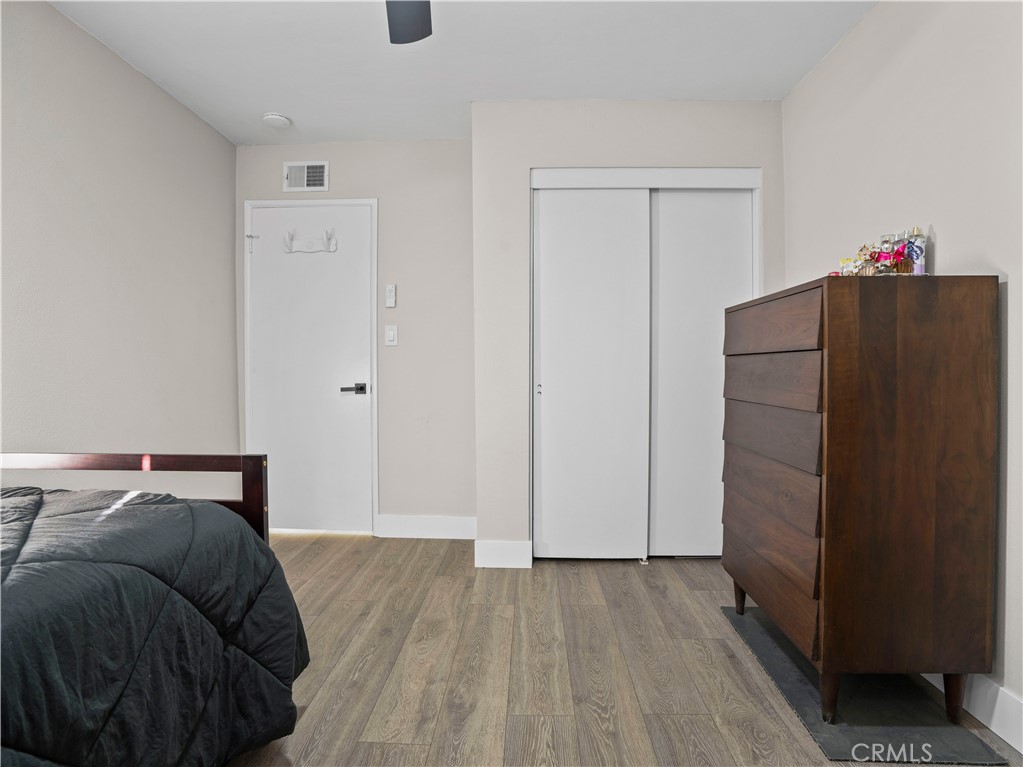 1112 E Avenue J4 Property Photo 20