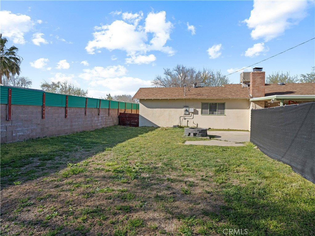 1112 E Avenue J4 Property Photo 23
