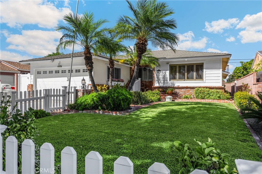 11613 Hermes Property Photo 1