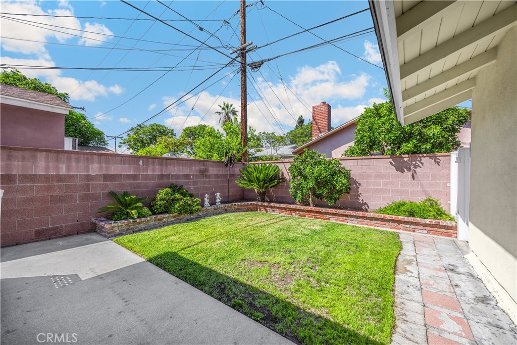 11613 Hermes Property Photo 5