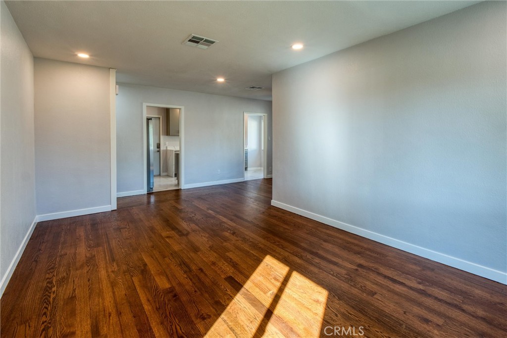 8237 Arnett Property Photo 7