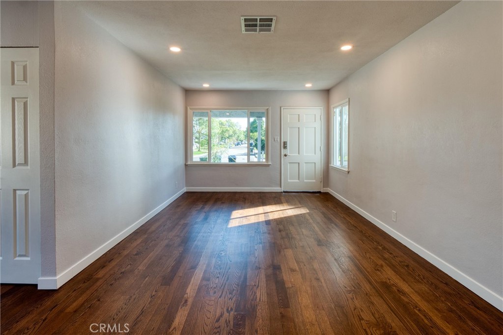 8237 Arnett Property Photo 8
