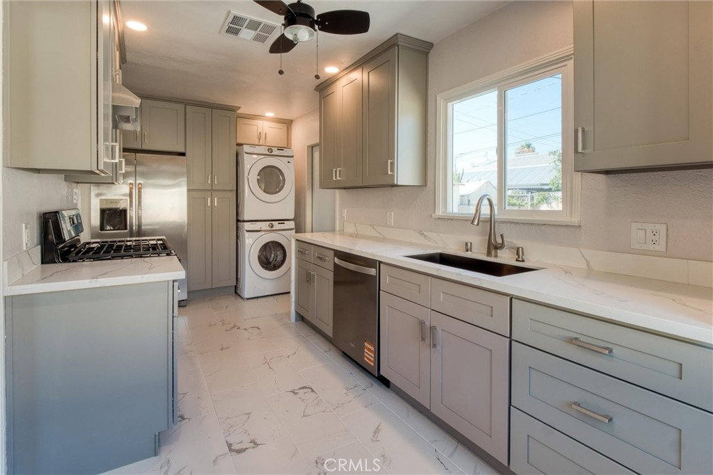 8237 Arnett Property Photo 13