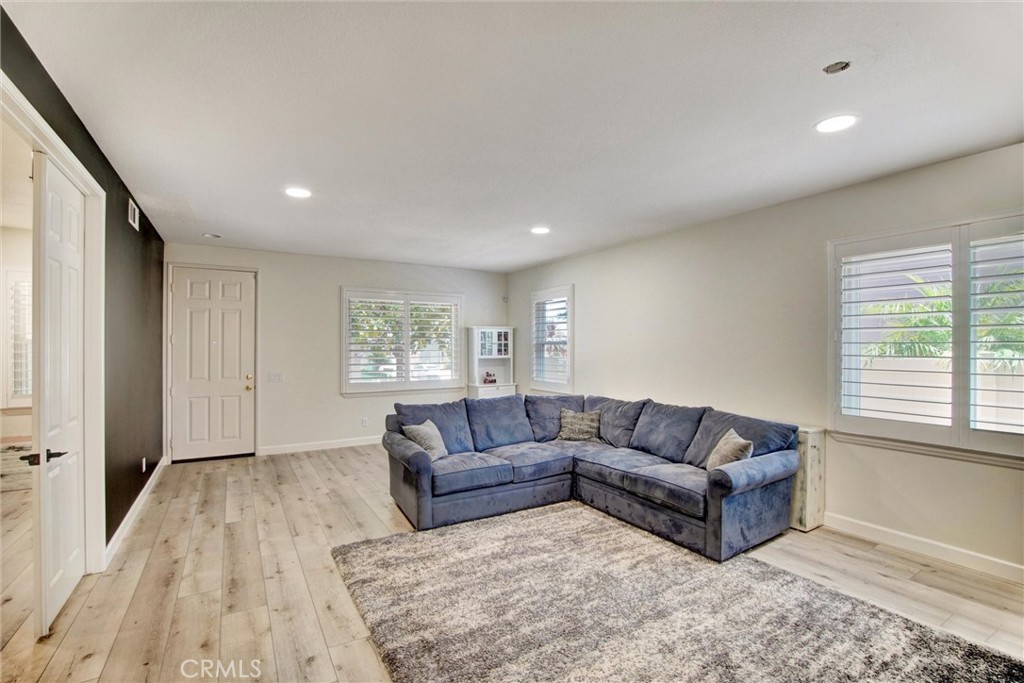 1464 Pinewood Drive Property Photo 4