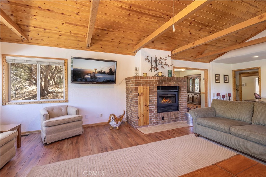 39147 Cedar Dell Property Photo 7