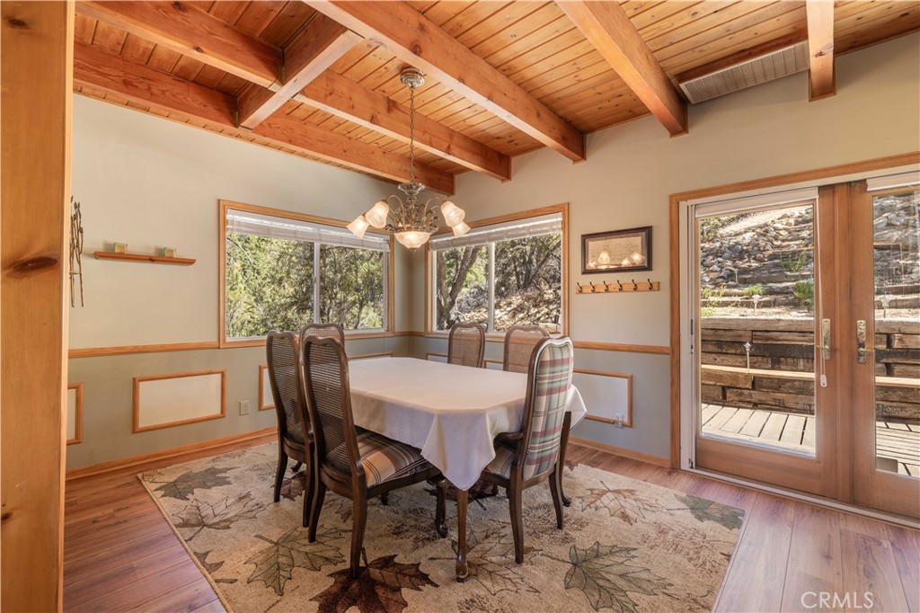 39147 Cedar Dell Property Photo 8