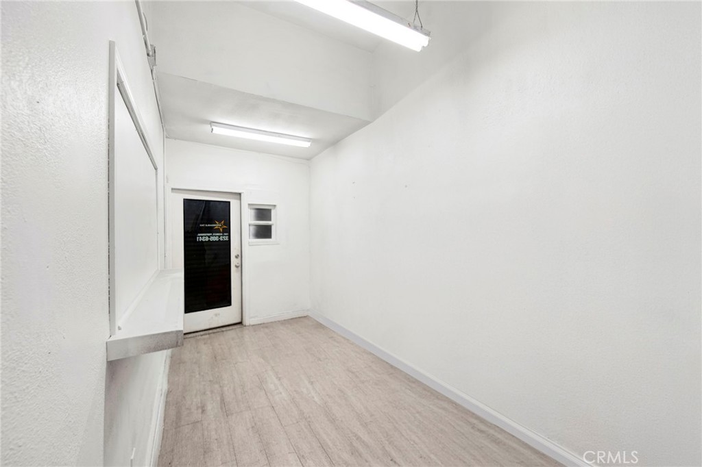 11316 S Vermont Property Photo 9