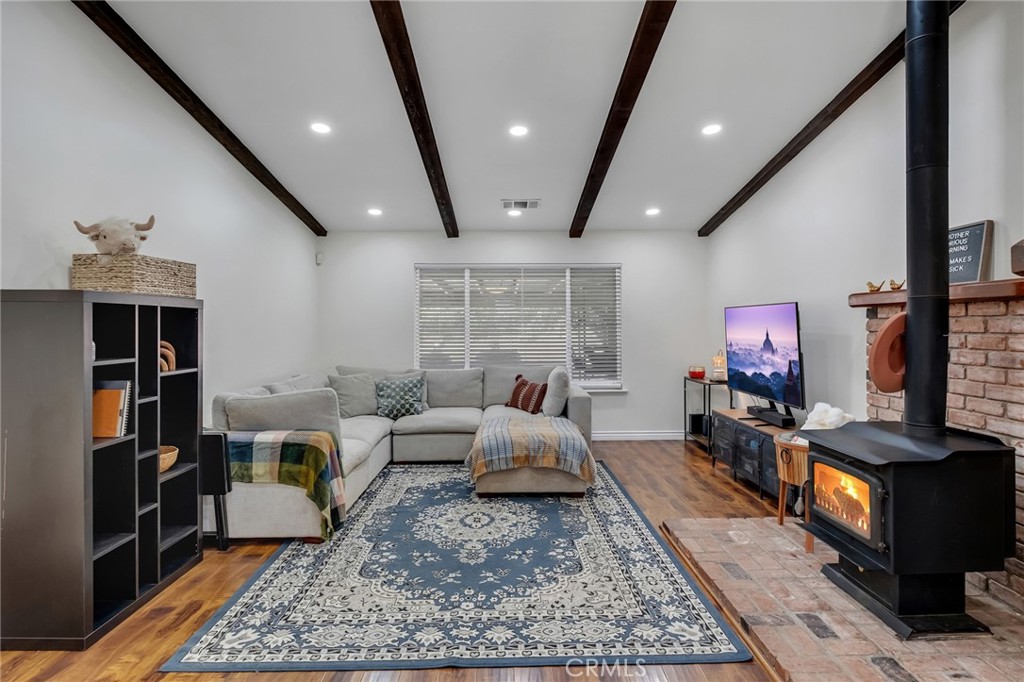 3583 Smoke Tree Property Photo 4