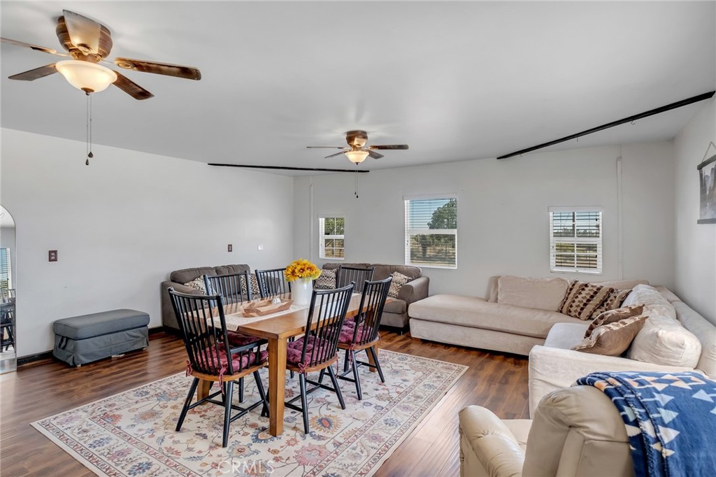 3583 Smoke Tree Property Photo 6