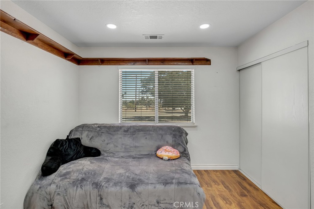 3583 Smoke Tree Property Photo 9