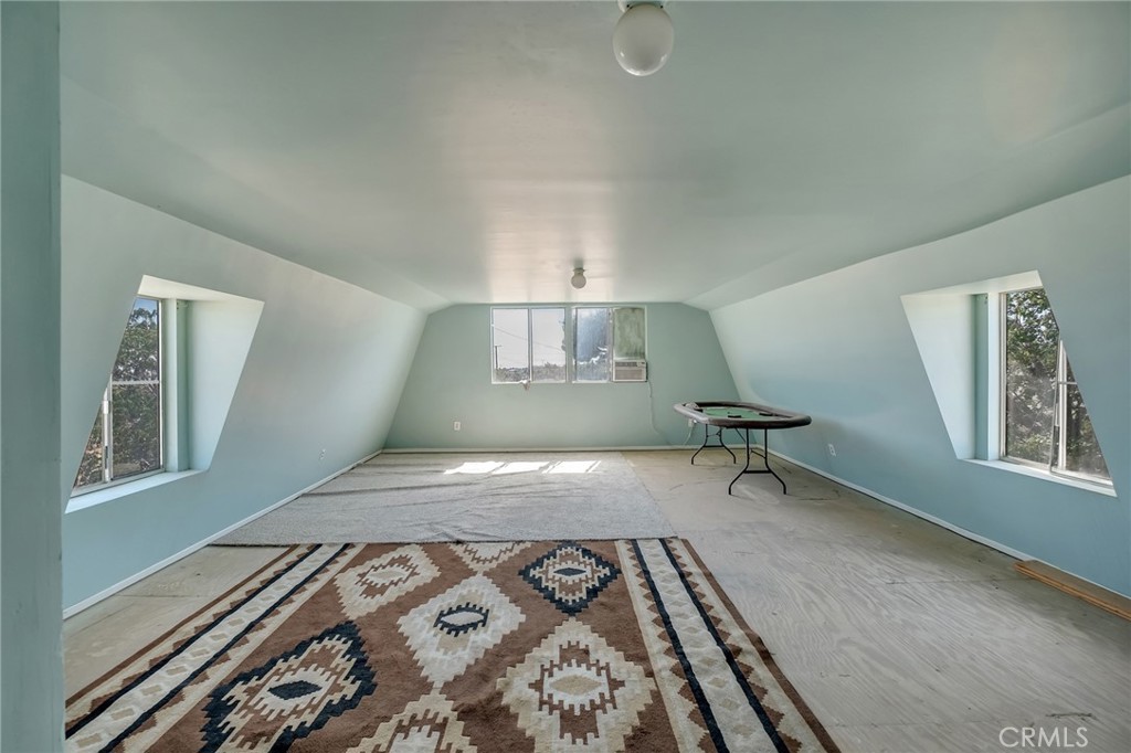 3583 Smoke Tree Property Photo 24