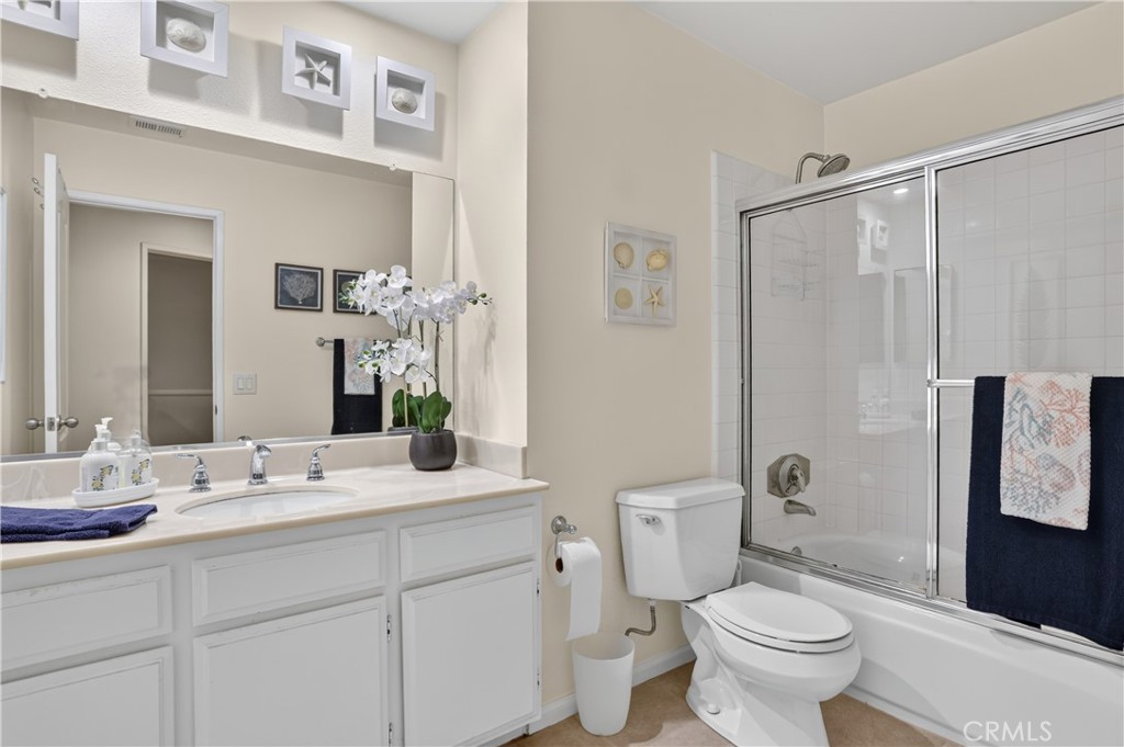 835 S Shanada Court Property Photo 20