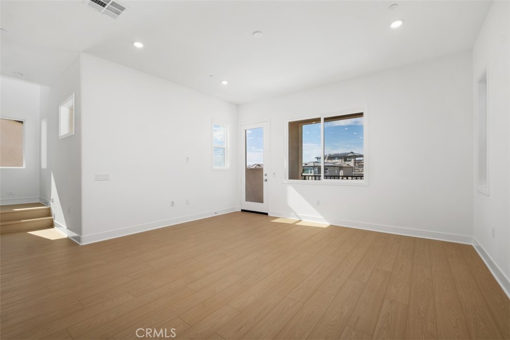 125 Seep Property Photo 16