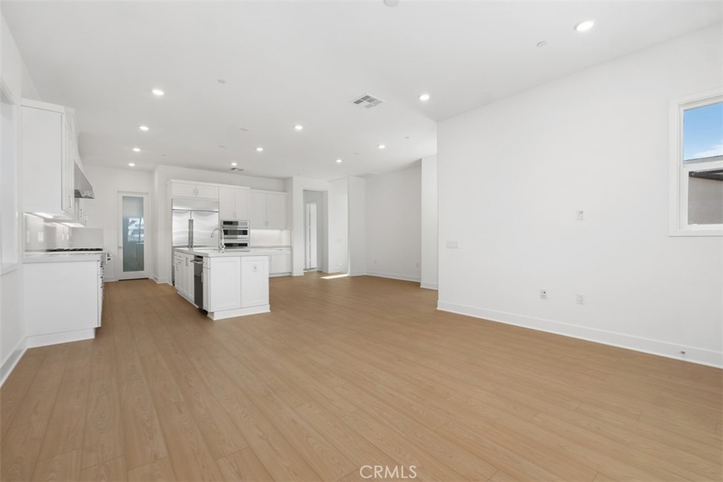 125 Seep Property Photo 17