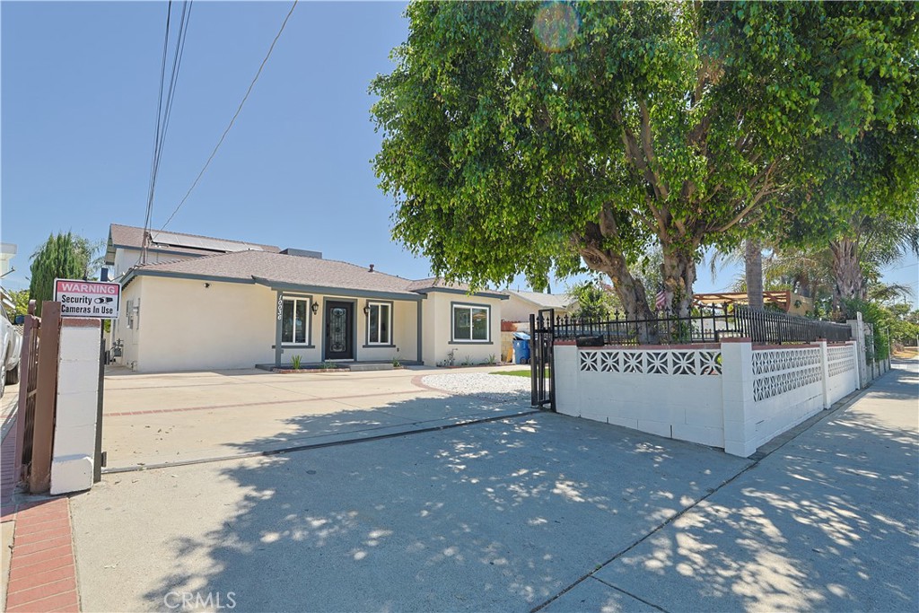 10036 Arleta Avenue Property Photo 2