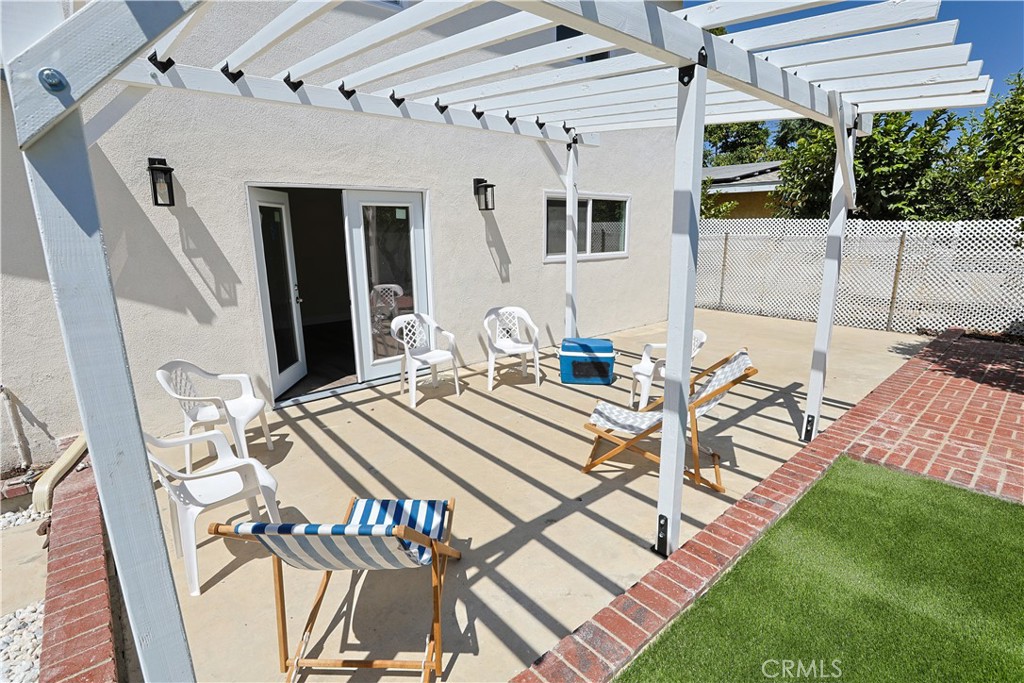 10036 Arleta Avenue Property Photo 27