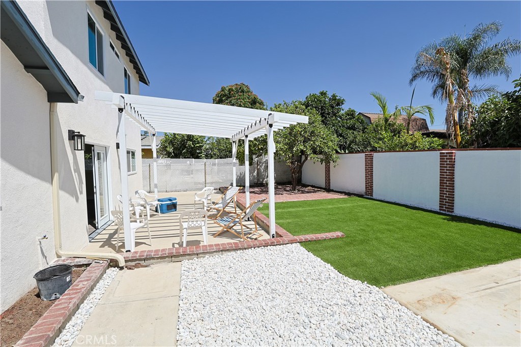 10036 Arleta Avenue Property Photo 28
