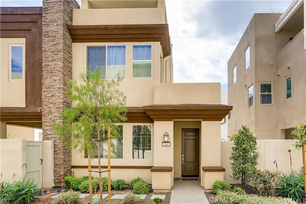 109 Interval Property Photo 1