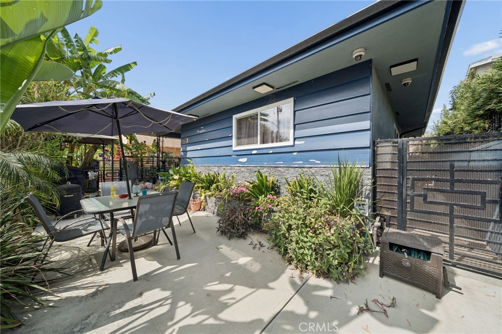 11617 Acacia Property Photo 3