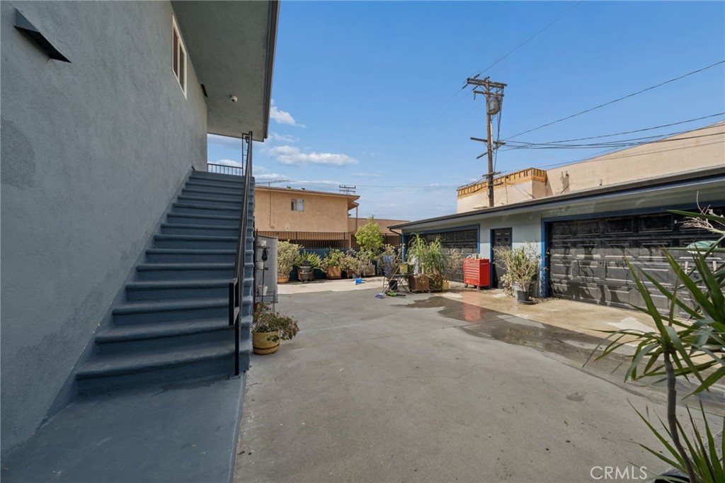11617 Acacia Property Photo 5