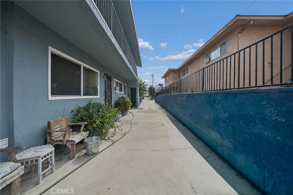 11617 Acacia Property Photo 7