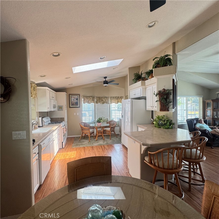 11 Pine Via Property Photo 9