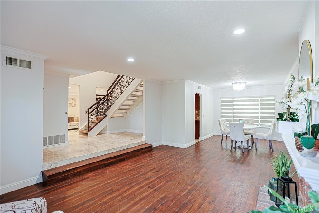 8563 Amazon River Property Photo 7