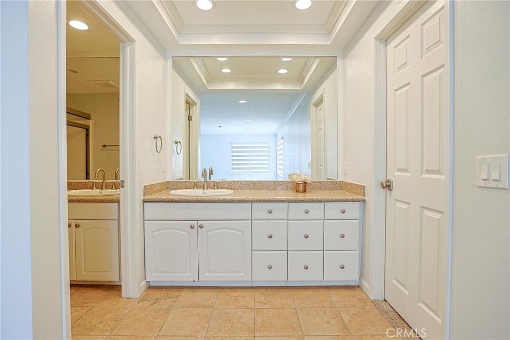 8563 Amazon River Property Photo 45