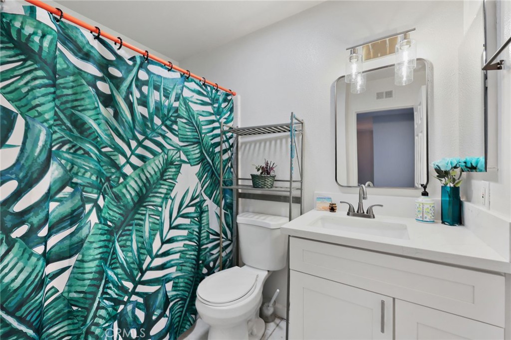 209 Fredricks Property Photo 15